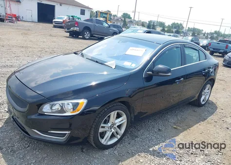 2014 Volvo S60 T5 z USA, uszkodzony, nr VIN YV1612FH3E2276680